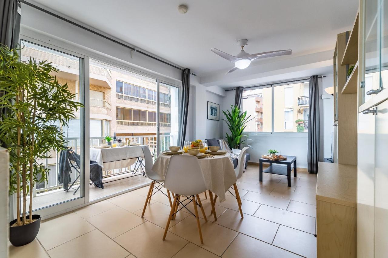 Paseo Maritimo Deluxe By The Apartment Fuengirola